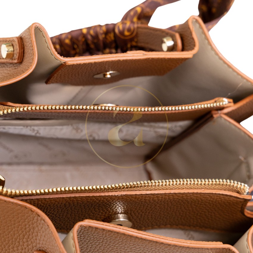 Класическа дамска чанта AMORE Giulia - Tan