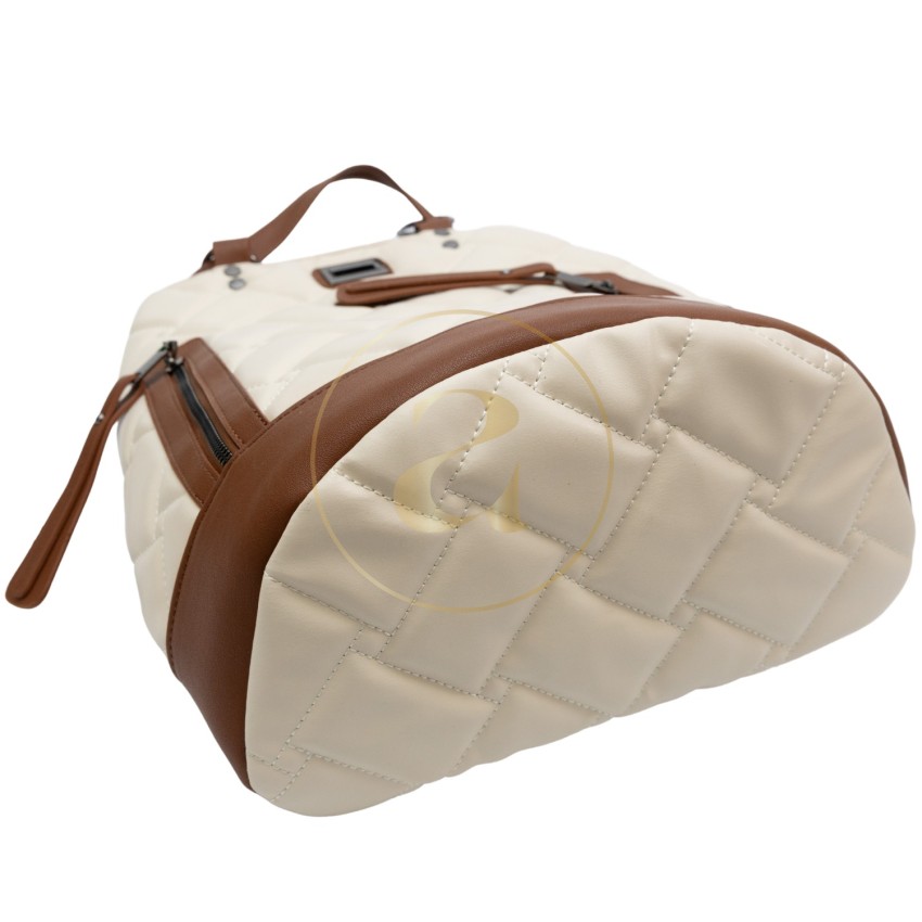 Спортно елегантна дамска раница AMORE Livia - Cream