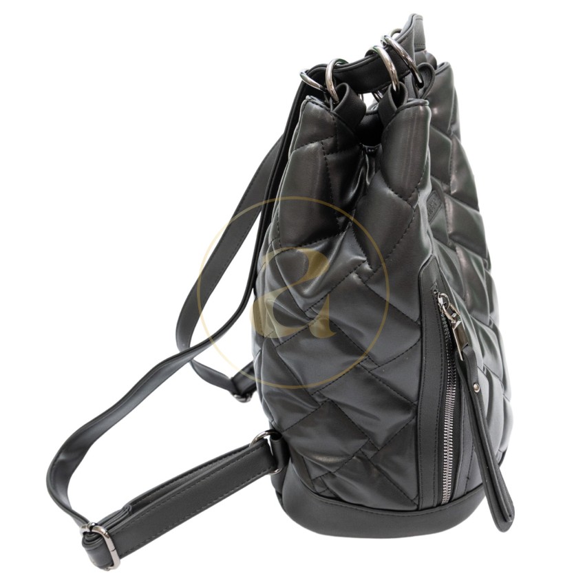 Спортно елегантна дамска раница AMORE Livia - Black Спортно елегантна дамска раница AMORE Livia - Black
